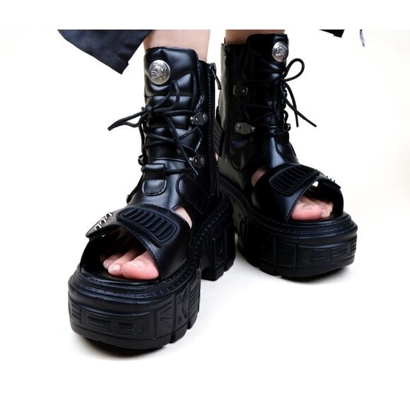 Ankle boots, Boots Black VEGAN Leather Unisex Platform Sandal Goth emo Sz 37 - Picture 2 of 7